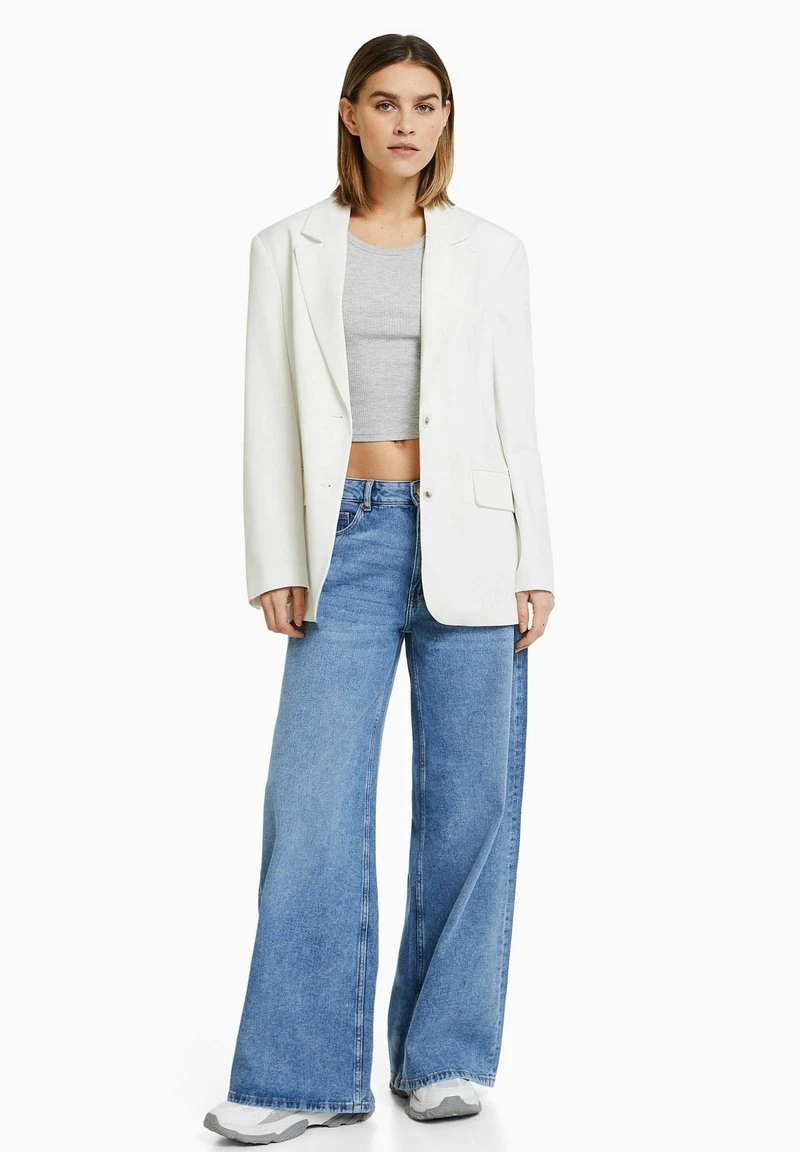 BERSHKA TAILORED CUT - Kurzmantel - White 4 BERSHKA TAILORED CUT - Kurzmantel - White – Bild 2