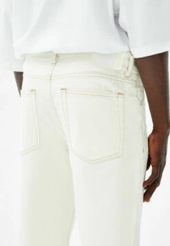 BERSHKA VINTAGE - Jeans Straight Leg - Offwhite -Bershka Verkaufsgeschäft 05bc28fdc66549afaab80da4a60b074b