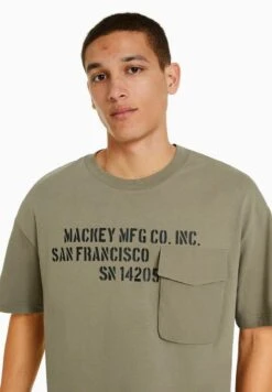 BERSHKA SHORT SLEEVE BOXY FIT WITH PRINT - T-Shirt Print - Khaki -Bershka Verkaufsgeschäft 05fdb3ff03c24d07a4d9775d3e6e2383