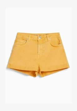 BERSHKA COMFORT WITH TURN-UP HEMS - Shorts - Yellow -Bershka Verkaufsgeschäft 06a36b8ebd5d427fab9c15dd071e02e0