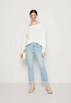BERSHKA ACCORDION WITH CHAIN - Clutch - White 13 BERSHKA ACCORDION WITH CHAIN - Clutch - White -Bershka Verkaufsgeschäft 06bdcf33c95b499f84baa8fa42137a87