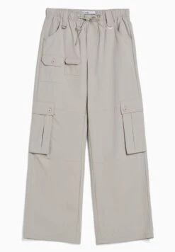 BERSHKA MULTIPOCKET WIDE LEG - Cargohose - Grey -Bershka Verkaufsgeschäft 07c11f11cb2a48d8b8e1189c70bb8b67
