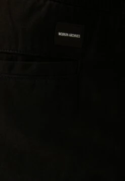 BERSHKA REGULAR FIT - Cargohose - Black 12 BERSHKA REGULAR FIT - Cargohose - Black -Bershka Verkaufsgeschäft 082bfc4d316b47f991a9d817f8b3b28c