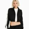 BERSHKA WITH ZIP - Sweatjacke - Black 2 BERSHKA WITH ZIP - Sweatjacke - Black -Bershka Verkaufsgeschäft 08912f0779dd4a5ca3402e990b6b2c7f