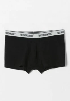 BERSHKA SET OF 3 PACK - LETTERING - Panties - Black 10 BERSHKA SET OF 3 PACK - LETTERING - Panties - Black -Bershka Verkaufsgeschäft 0900925a3c7a4a4485c810aa77310df4