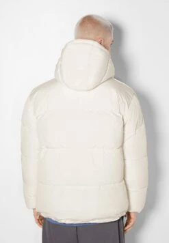 BERSHKA PUFFY - Winterjacke - White 10 BERSHKA PUFFY - Winterjacke - White -Bershka Verkaufsgeschäft 0984028f55184d47a56ecb42245a2a1d