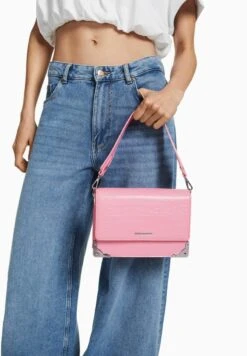 BERSHKA TEXTURED - MINAUDIÈRE WITH HANDLE - Handtasche - Light Pink