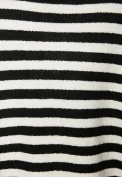 BERSHKA Sweatshirt - Black 13 BERSHKA Sweatshirt - Black -Bershka Verkaufsgeschäft 0e1d55b980154909a37a79e7a3a7f327