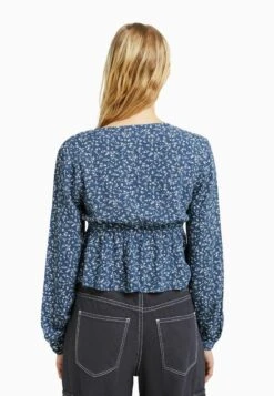 BERSHKA FLORAL PRINT WITH BOW - Bluse - Royal Blue -Bershka Verkaufsgeschäft 0e4c2b1c5ef1493d840d14c189859f5e