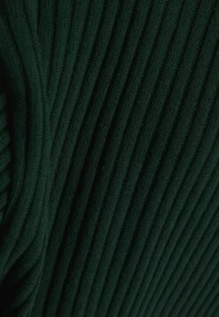 BERSHKA V-NECK - Strickpullover - Evergreen 13 BERSHKA V-NECK - Strickpullover - Evergreen -Bershka Verkaufsgeschäft 0fa5f275d6e24f2e971d936e6ee50a93