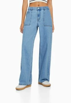 BERSHKA ELASTIC WAISTBAND AND POCKET - Flared Jeans - Light Blue Denim -Bershka Verkaufsgeschäft 112c461359674ca3b4bde4a462f0f2d1 1