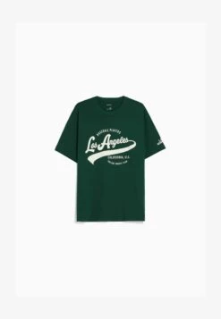 BERSHKA T-Shirt Print - Dark Green -Bershka Verkaufsgeschäft 11f8c5e9cd8444ed89e1eeb5dbaadb48