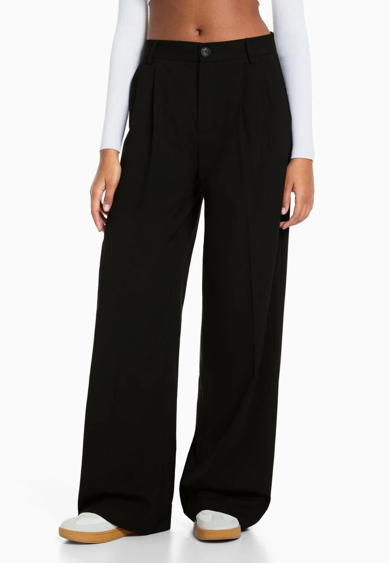 BERSHKA DAD FIT - Stoffhose - Black 3 BERSHKA DAD FIT - Stoffhose - Black