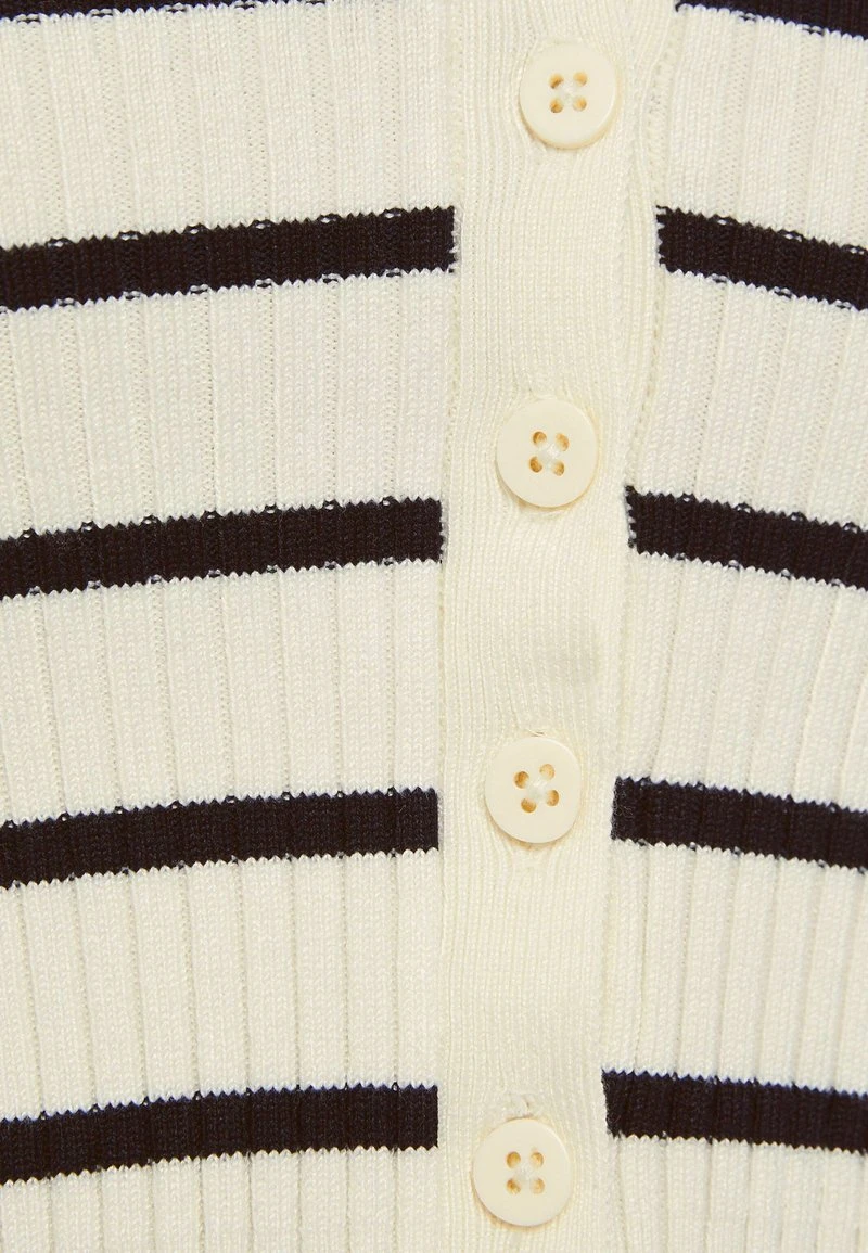 BERSHKA SHORT SLEEVE - Strickjacke - Beige 8 BERSHKA SHORT SLEEVE - Strickjacke - Beige – Bild 6