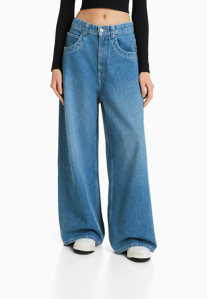 BERSHKA Flared Jeans - Light Blue Denim 8 BERSHKA Flared Jeans - Light Blue Denim – Bild 6