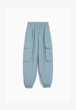 BERSHKA EFFECT WITH POCKETS - Cargohose - Blue 11 BERSHKA EFFECT WITH POCKETS - Cargohose - Blue -Bershka Verkaufsgeschäft 181dfd22e66e4f319f3f3ca189ef1527