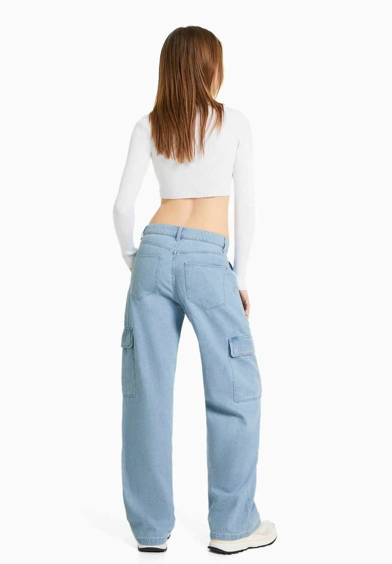 BERSHKA Jeans Straight Leg - Light Blue Denim 4 BERSHKA Jeans Straight Leg - Light Blue Denim – Bild 2