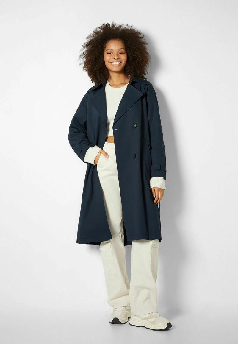 BERSHKA Trenchcoat - Royal Blue 3 BERSHKA Trenchcoat - Royal Blue