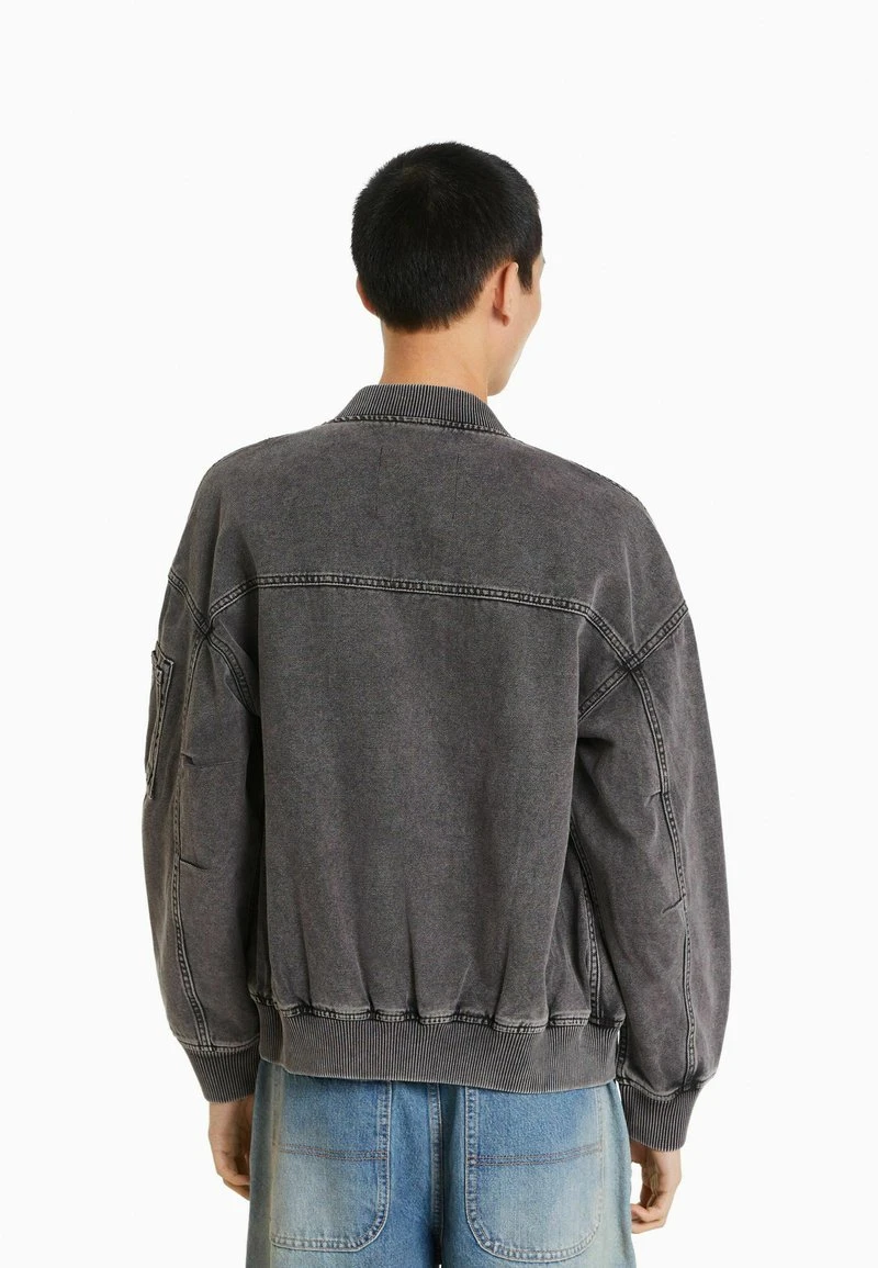 BERSHKA Jeansjacke - Dark Grey 5 BERSHKA Jeansjacke - Dark Grey – Bild 3