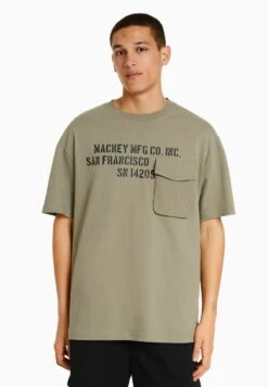 BERSHKA SHORT SLEEVE BOXY FIT WITH PRINT - T-Shirt Print - Khaki
