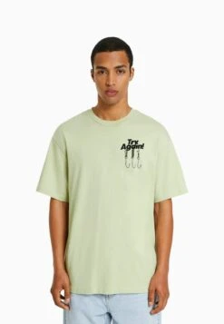 BERSHKA BOXY - T-Shirt Print - Green 10 BERSHKA BOXY - T-Shirt Print - Green -Bershka Verkaufsgeschäft 1db1b0ed99b649e195697b1dd85e5b7e