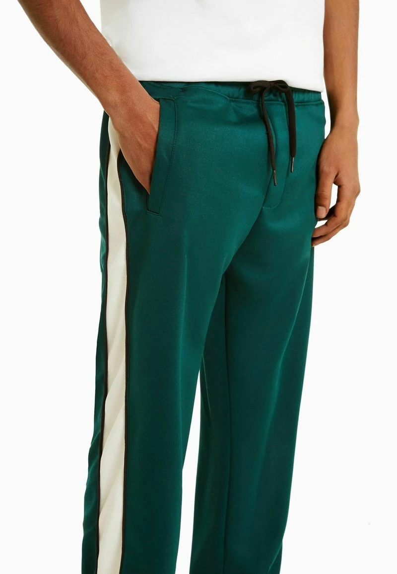 BERSHKA WIDE-LEG WITH INTERLOCK SIDE STRIPES - Jogginghose - Dark Green 5 BERSHKA WIDE-LEG WITH INTERLOCK SIDE STRIPES - Jogginghose - Dark Green – Bild 3