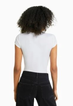 BERSHKA 2-PACK - T-Shirt Basic - White 11 BERSHKA 2-PACK - T-Shirt Basic - White -Bershka Verkaufsgeschäft 2461296634ee45288b32beaa3f14c602