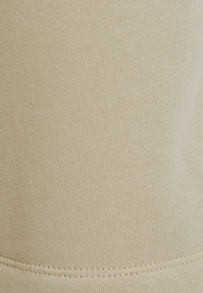 BERSHKA Shorts - Camel 7 BERSHKA Shorts - Camel – Bild 5