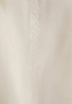 BERSHKA LIGHTWEIGHT - Bomberjacke - White 13 BERSHKA LIGHTWEIGHT - Bomberjacke - White -Bershka Verkaufsgeschäft 2510bc9a0e744c4da2d687750dacfd04