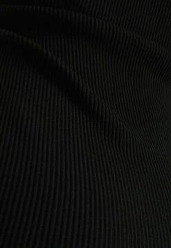 BERSHKA CORSET NECKLINE - Etuikleid - Black 13 BERSHKA CORSET NECKLINE - Etuikleid - Black -Bershka Verkaufsgeschäft 26509c85ffa74e5d8cfc8c77b6f428da