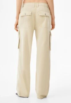 BERSHKA STRAIGHT FIT - Cargohose - Sand 10 BERSHKA STRAIGHT FIT - Cargohose - Sand -Bershka Verkaufsgeschäft 28737835127346f79d16c1278b24aa7b