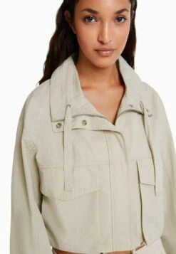 BERSHKA EFFECT - Leichte Jacke - Sand 11 BERSHKA EFFECT - Leichte Jacke - Sand -Bershka Verkaufsgeschäft 299492b5f6694bfaa560ada91f128c78