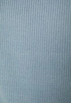 BERSHKA Strickpullover - Blue 13 BERSHKA Strickpullover - Blue -Bershka Verkaufsgeschäft 2b10e7c0df7140f4a8786edf1f442e47