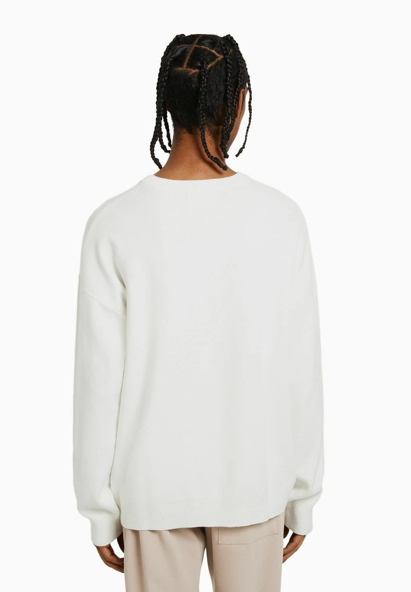 BERSHKA EMBROIDERED VARSITY - Strickpullover - Off-white 5 BERSHKA EMBROIDERED VARSITY - Strickpullover - Off-white – Bild 3