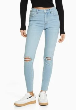 BERSHKA VINTAGE - Jeans Skinny Fit - Light Blue