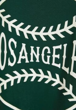 BERSHKA T-Shirt Print - Dark Green -Bershka Verkaufsgeschäft 30a29c04793f4246b0a7d7badd1e5a7f