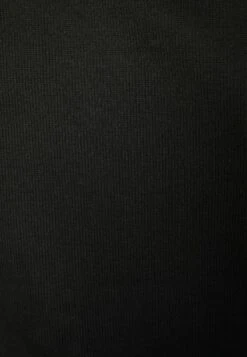 BERSHKA STRAPPY - Top - Black 13 BERSHKA STRAPPY - Top - Black -Bershka Verkaufsgeschäft 36f49d5e882d404ea3223a673fdc4525