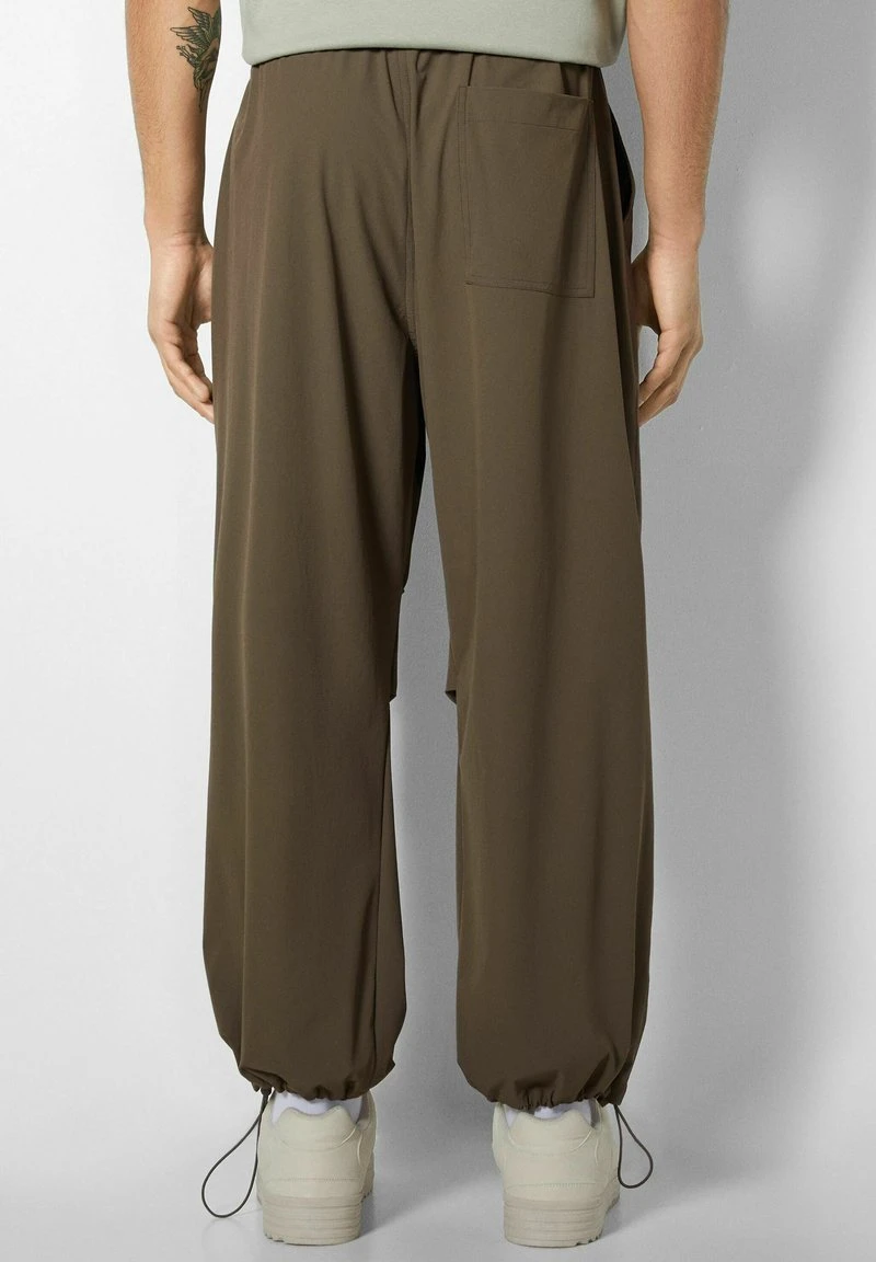 BERSHKA TECHNICAL - Jogginghose - Brown 4 BERSHKA TECHNICAL - Jogginghose - Brown – Bild 2