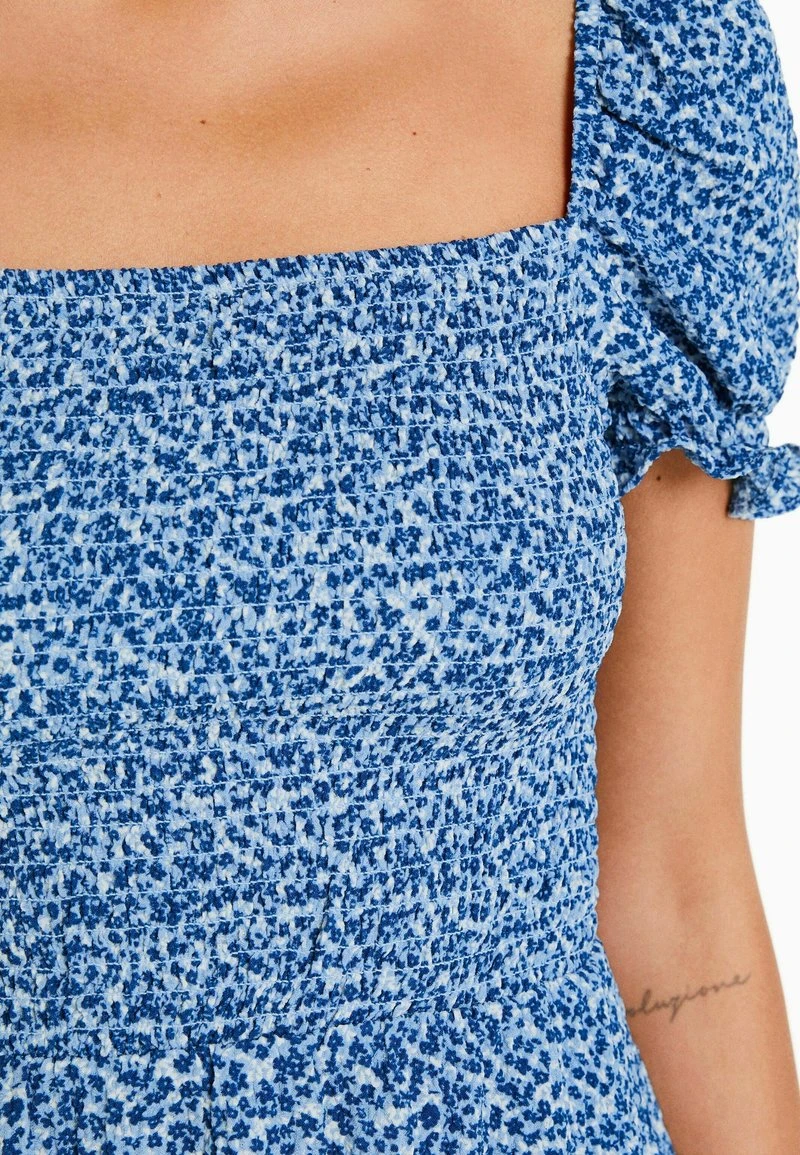 BERSHKA FLORAL TEXTURED - Freizeitkleid - Dark Blue 7 BERSHKA FLORAL TEXTURED - Freizeitkleid - Dark Blue – Bild 5