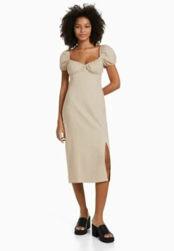 BERSHKA SHORT SLEEVE MIDI - Freizeitkleid - Sand