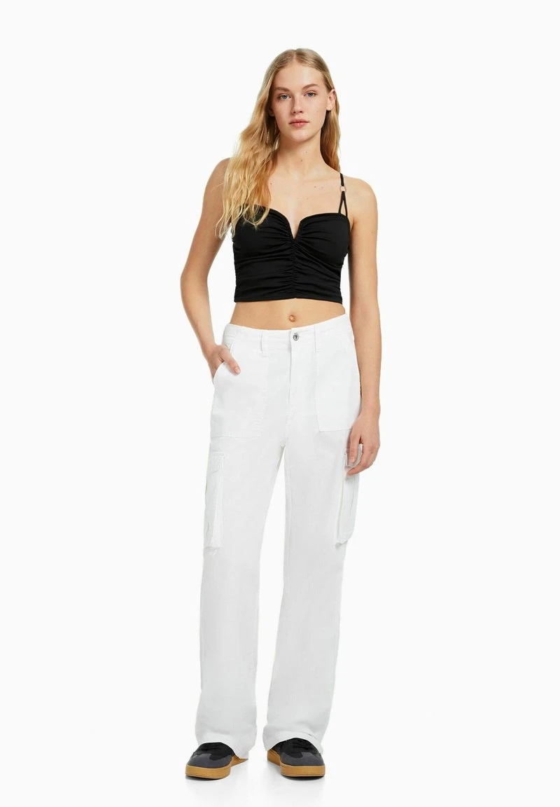 BERSHKA GATHERED WITH NECKLINE DETAIL - Top - Black 4 BERSHKA GATHERED WITH NECKLINE DETAIL - Top - Black – Bild 2