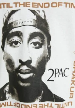BERSHKA BOXY FIT SHORT SLEEVE TUPAC - T-Shirt Print - Off White 12 BERSHKA BOXY FIT SHORT SLEEVE TUPAC - T-Shirt Print - Off White -Bershka Verkaufsgeschäft 3ea5bf063ad542d5a6bd27060f5fdedc
