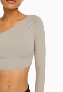 BERSHKA ASYMMETRIC - Langarmshirt - Sand 11 BERSHKA ASYMMETRIC - Langarmshirt - Sand -Bershka Verkaufsgeschäft 40363bb9faed4ade9d5a45ba1eeca014