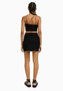 BERSHKA Minirock - Black 10 BERSHKA Minirock - Black -Bershka Verkaufsgeschäft 431210b4d22845c8953df6e59b86e96b