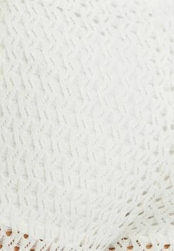 BERSHKA FLARED - Stoffhose - White -Bershka Verkaufsgeschäft 431c75bc208541df9277a08e11f38ed9