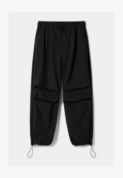 BERSHKA TECHNICAL - Jogginghose - Black 11 BERSHKA TECHNICAL - Jogginghose - Black -Bershka Verkaufsgeschäft 4477965c621c4a1da6a61fff4361493b