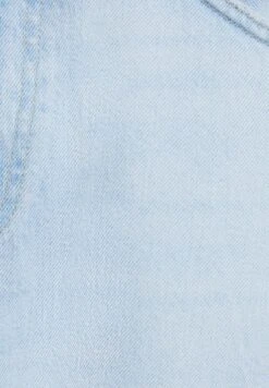 BERSHKA LOOSE FIT WITH RIPS - Jeans Relaxed Fit - Light Blue 12 BERSHKA LOOSE FIT WITH RIPS - Jeans Relaxed Fit - Light Blue -Bershka Verkaufsgeschäft 4654982ba3b94788a38adce0ae612a77