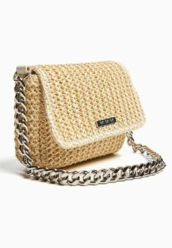 BERSHKA BLEND WITH STRAP - Umhängetasche - Sand -Bershka Verkaufsgeschäft 465d6c5bb27541a4a4c1ef901c686eca