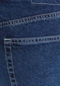 BERSHKA MOM FIT - Jeans Shorts - Dark Blue -Bershka Verkaufsgeschäft 4865dcac27154916875022f3fa3d0980