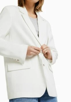 BERSHKA TAILORED CUT - Kurzmantel - White 11 BERSHKA TAILORED CUT - Kurzmantel - White -Bershka Verkaufsgeschäft 4a5936fe64214dfdbfd367421dabdfd4